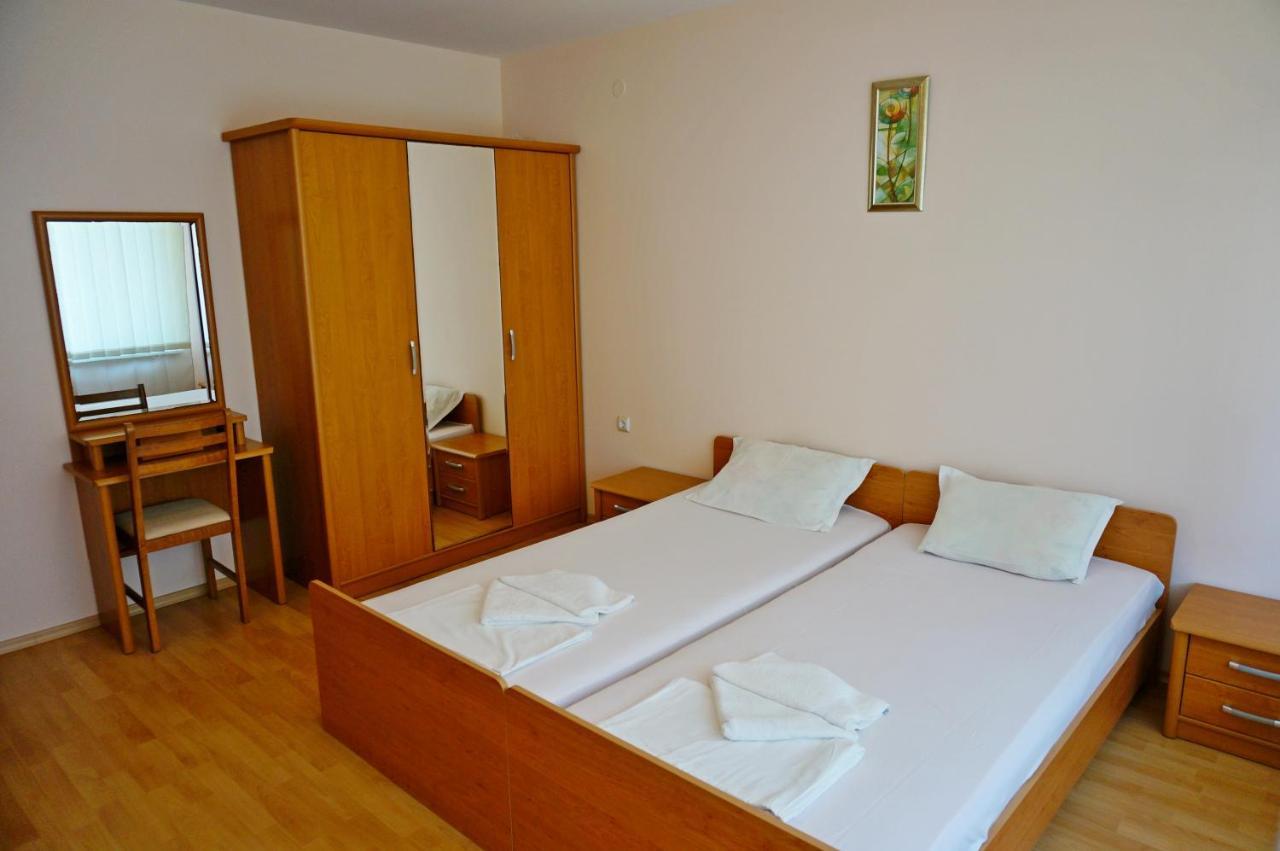 Gt Privilege Fort Beach Apartments Elenite Kültér fotó