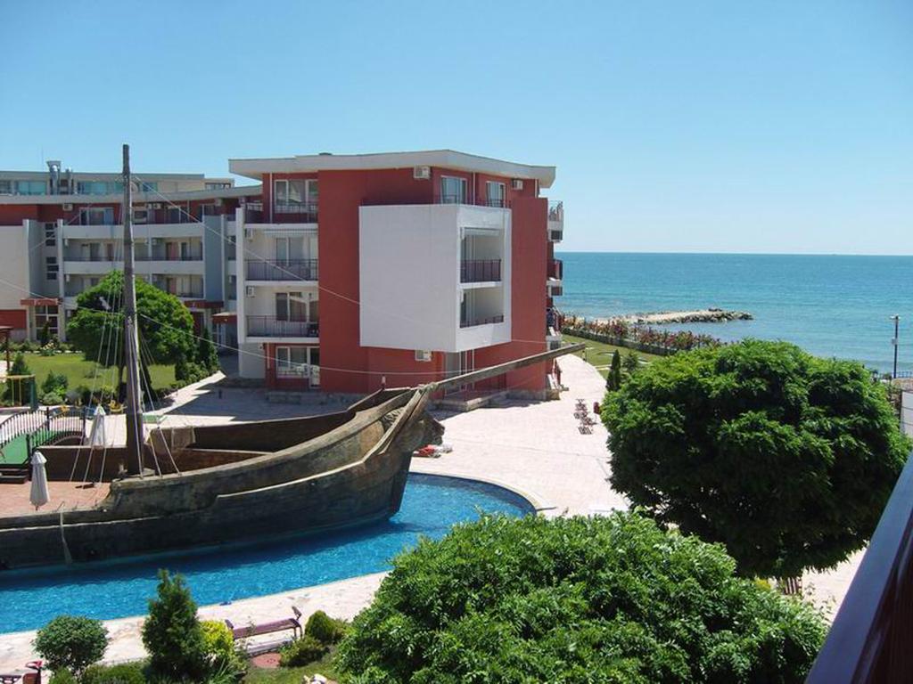 Gt Privilege Fort Beach Apartments Elenite Kültér fotó