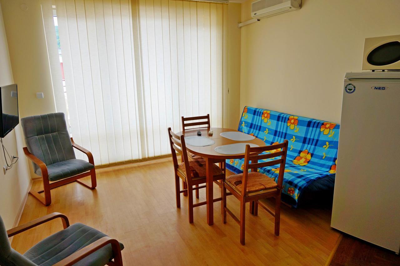 Gt Privilege Fort Beach Apartments Elenite Kültér fotó