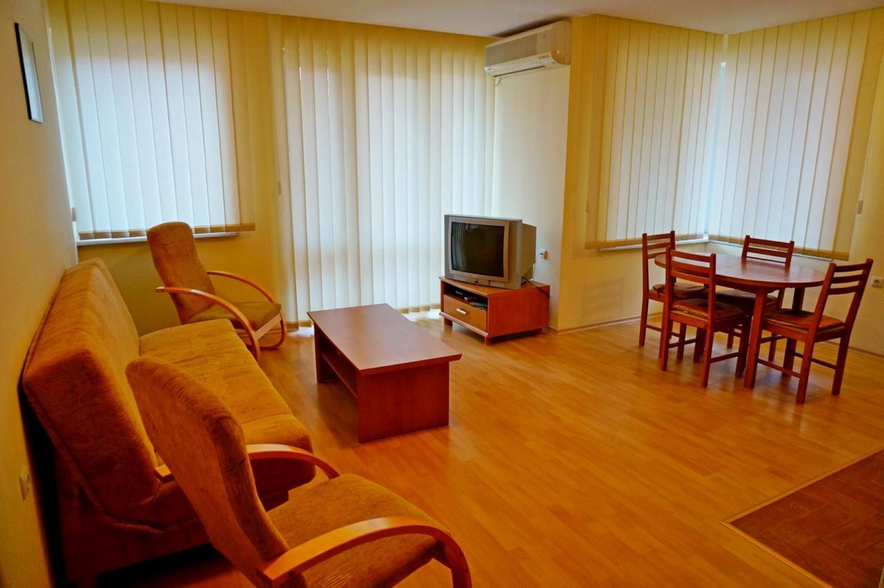 Gt Privilege Fort Beach Apartments Elenite Kültér fotó