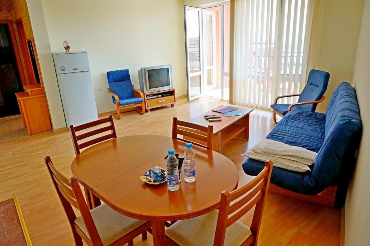 Gt Privilege Fort Beach Apartments Elenite Kültér fotó