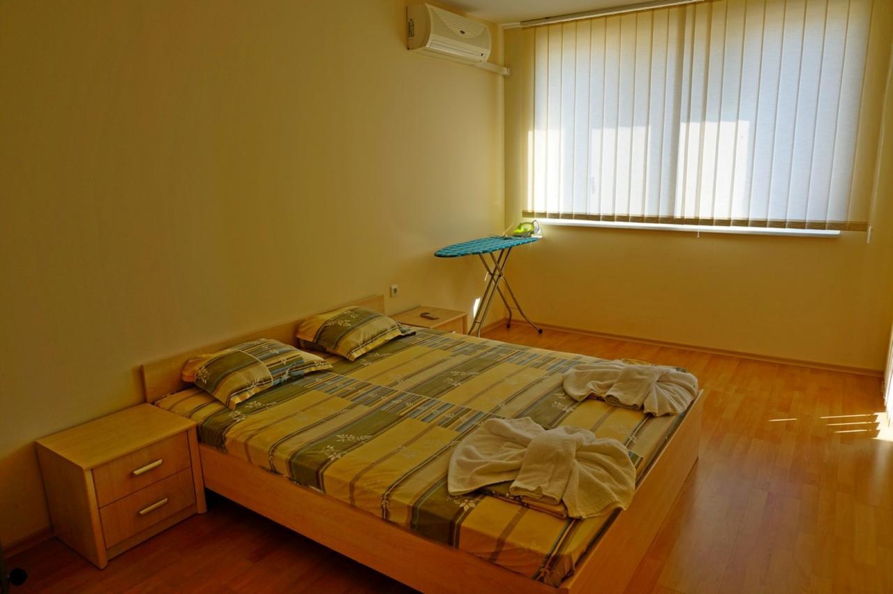 Gt Privilege Fort Beach Apartments Elenite Kültér fotó