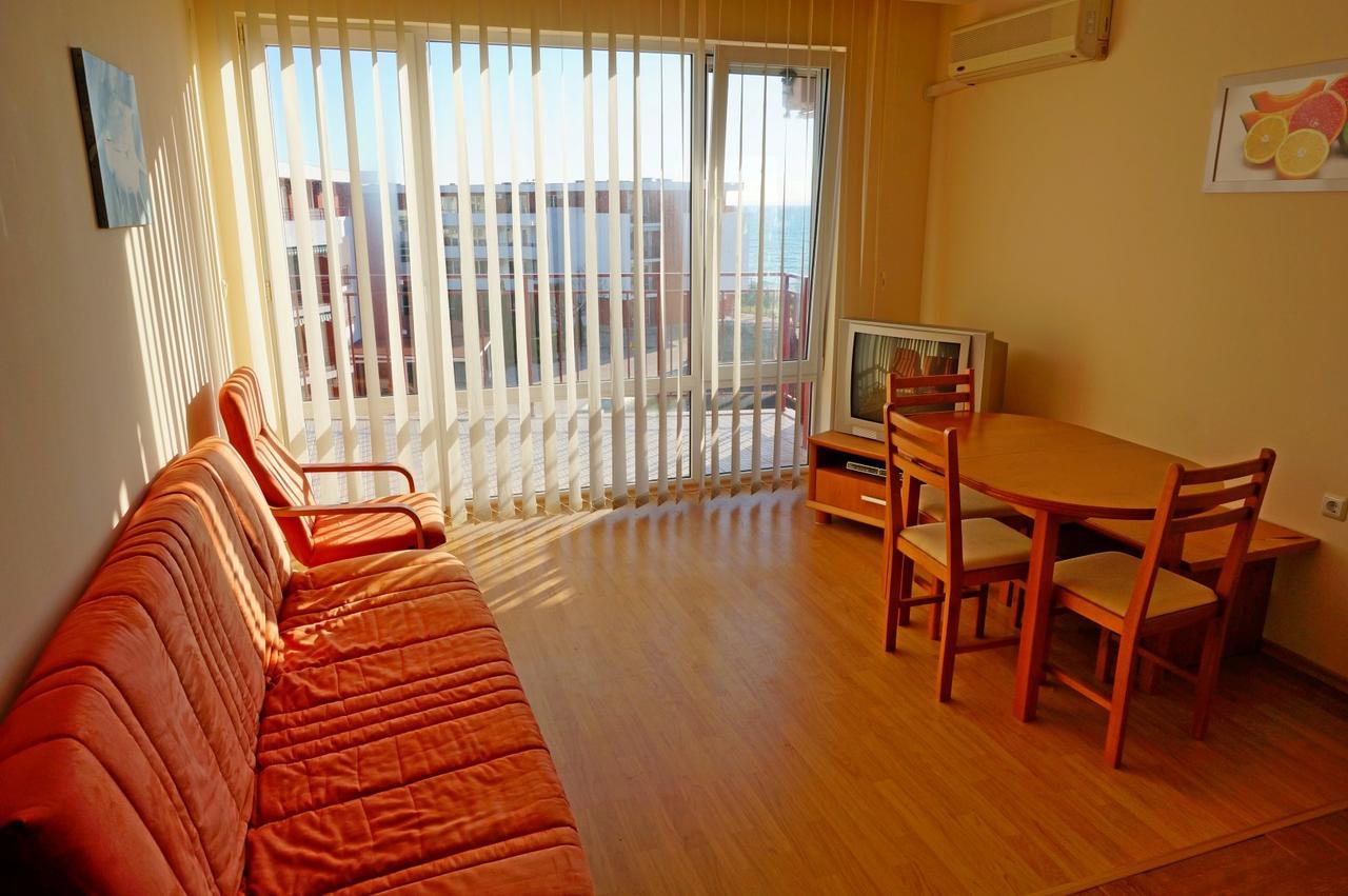 Gt Privilege Fort Beach Apartments Elenite Kültér fotó